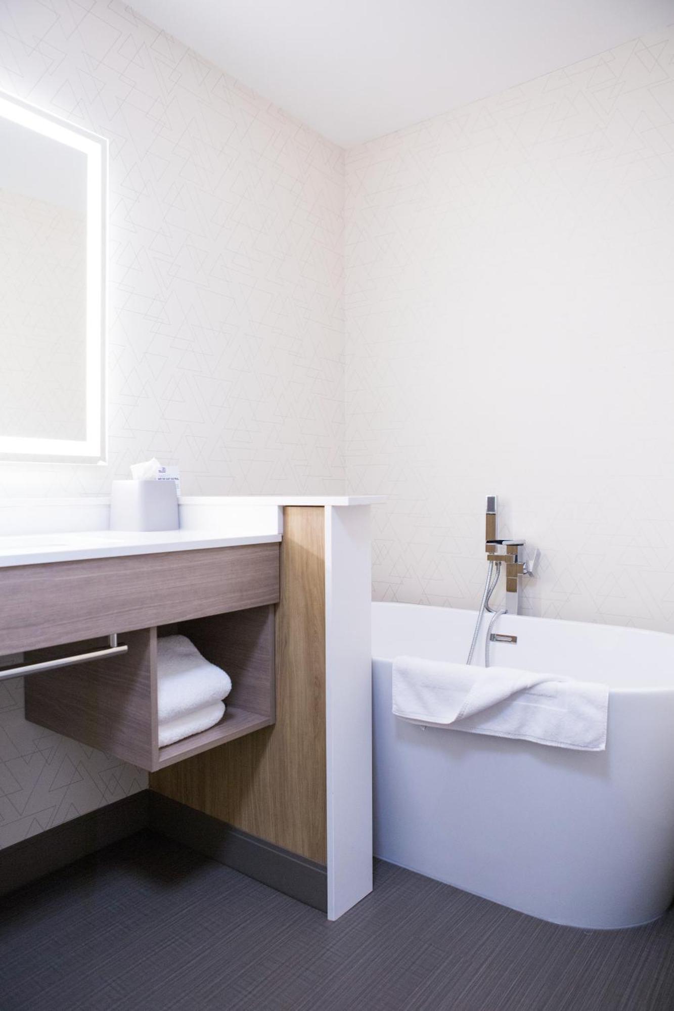 Holiday Inn Express & Suites Prince Albert - South By Ihg Extérieur photo